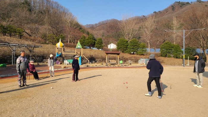 240322_봄을 알리는 소리 "딱~" -에덴요양병원 - 