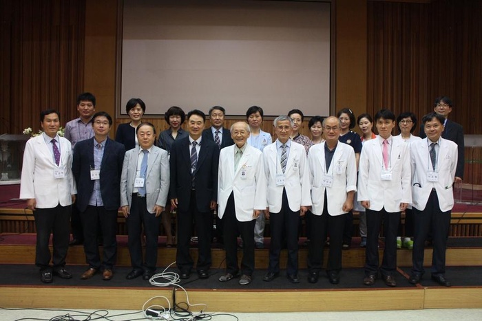 [소식]학술세미나_암치료사례발표 - 